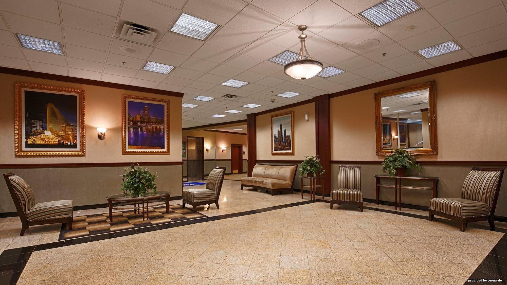 Best Western Plus Chicago Hillside Exterior photo