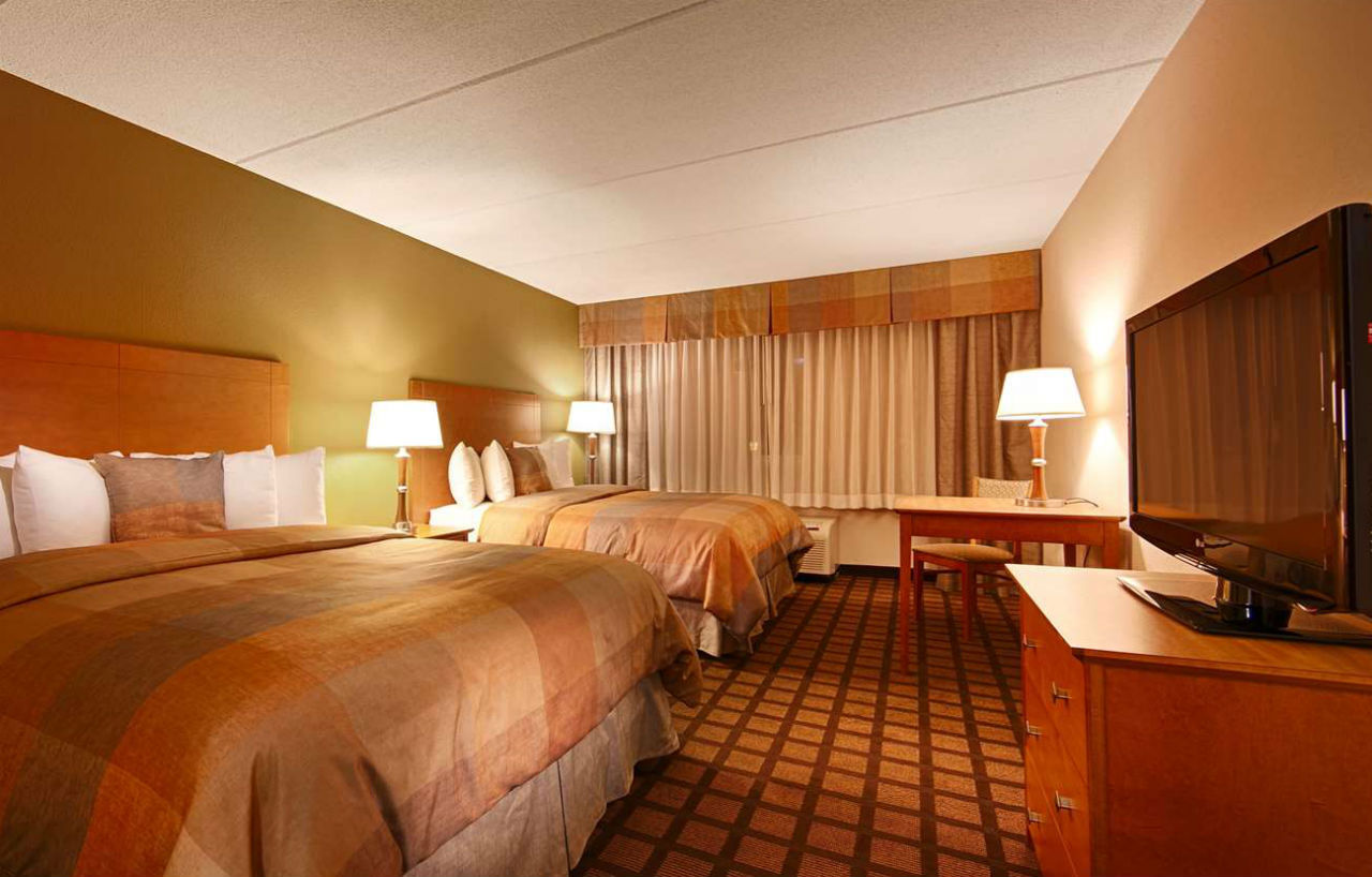 Best Western Plus Chicago Hillside Exterior photo